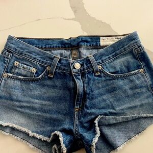Rag and bone Jean shorts sz 25